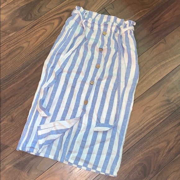 Love Tree Dresses & Skirts - Pinstripe skirt
